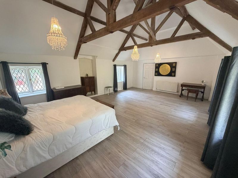 Coach House bedroom – Ingress Abbey