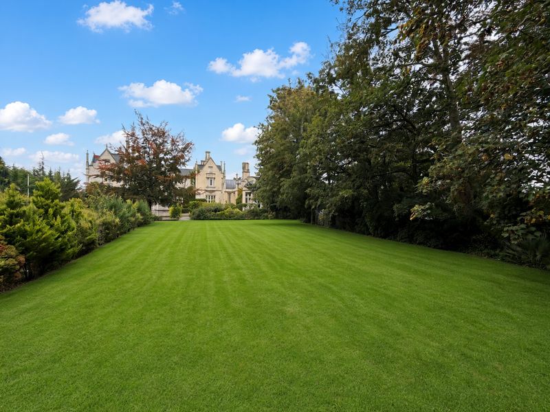 The back lawn with Ingress Abbey behind